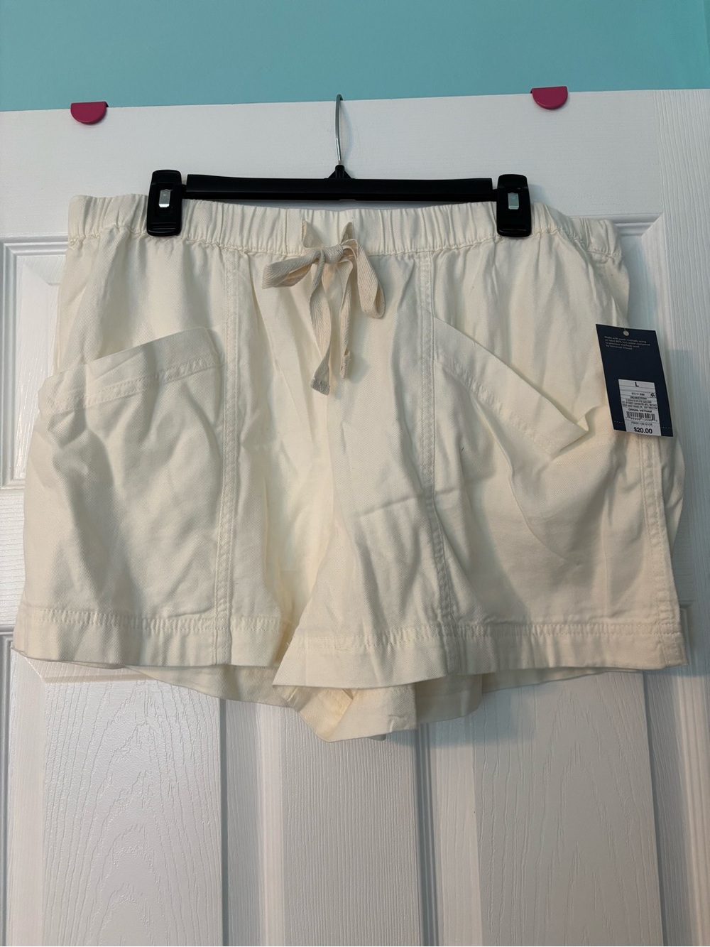 Women’s High Rise Relaxed Pull-On Shorts